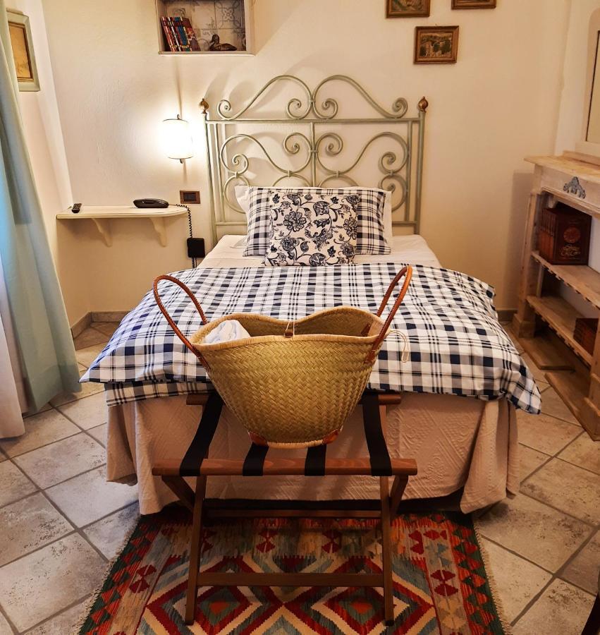 Boutique Hotel Fox'S Inn 산기스티노발다르노 외부 사진