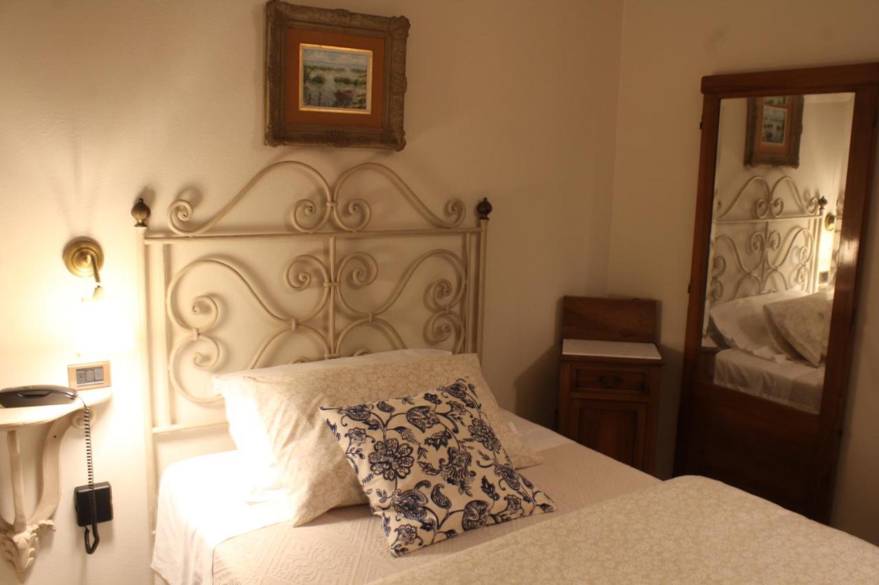 Boutique Hotel Fox'S Inn 산기스티노발다르노 외부 사진