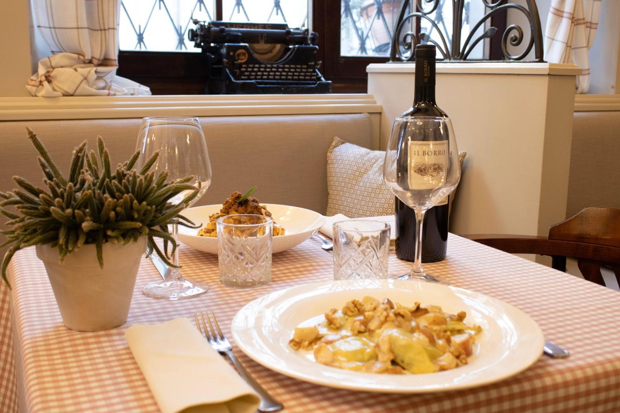 Boutique Hotel Fox'S Inn 산기스티노발다르노 외부 사진